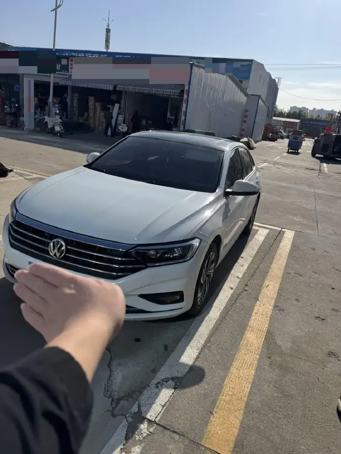 2021 Volkswagen Sagitar 1.4T 150HP L4 7DCT