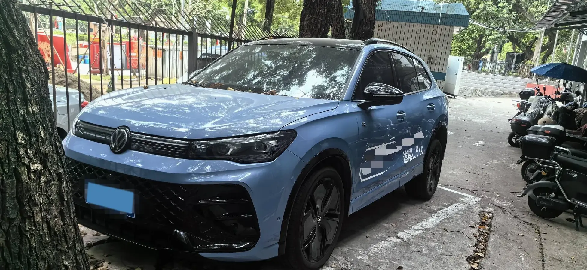 2024 Volkswagen Tiguan L 2.0T 220HP L4 7DCT