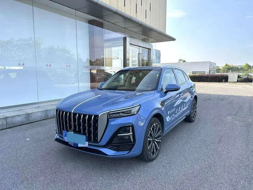 2023 HONGQI HS5 view 1
