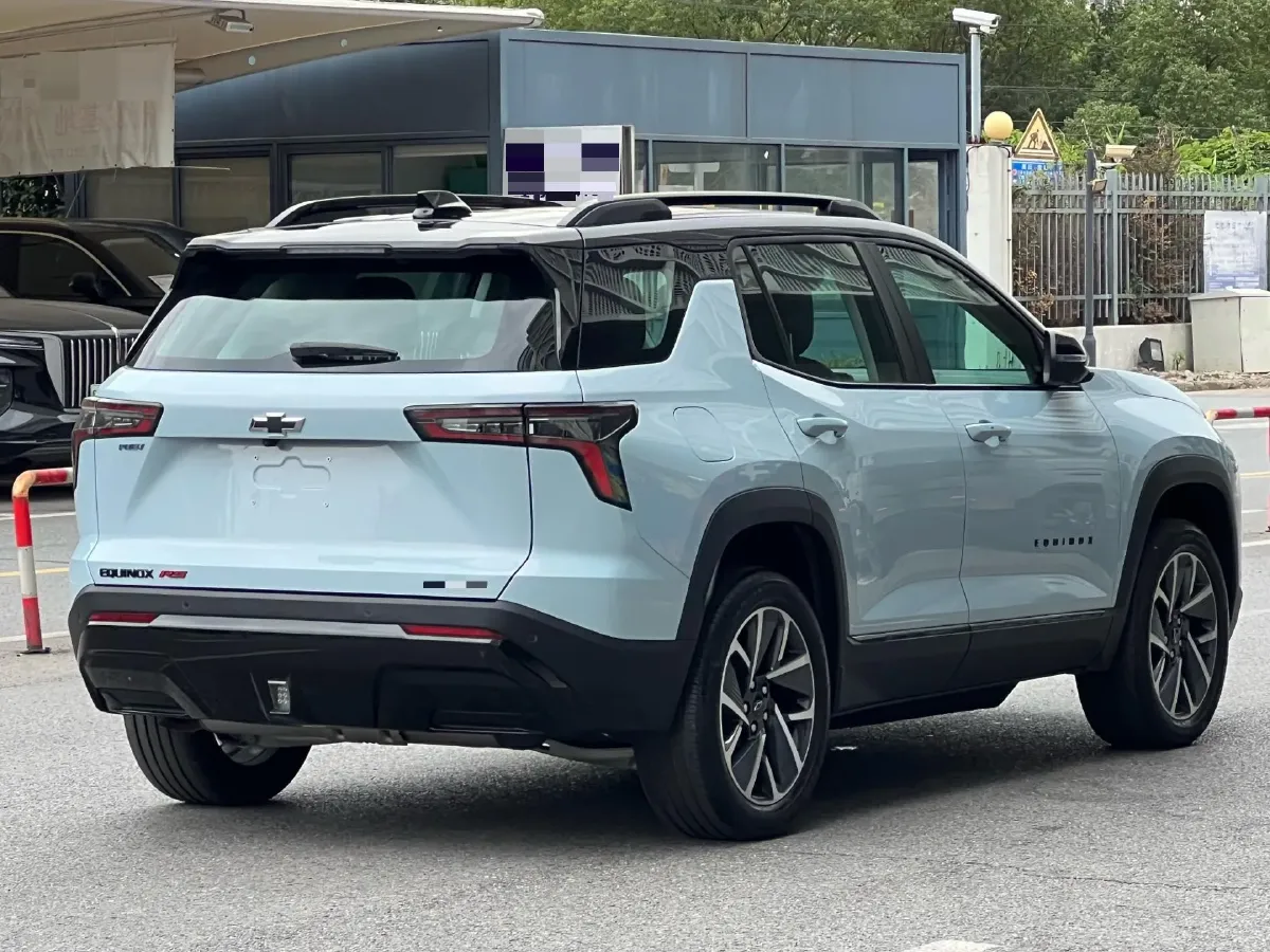 2024 Chevrolet EquinoxPlus 1.5T 180HP L4 2DHT PHEV 16.5KWH,autocango,china used car exporter,china ev exporter,chinese used car exporter,chinese used ev exporter