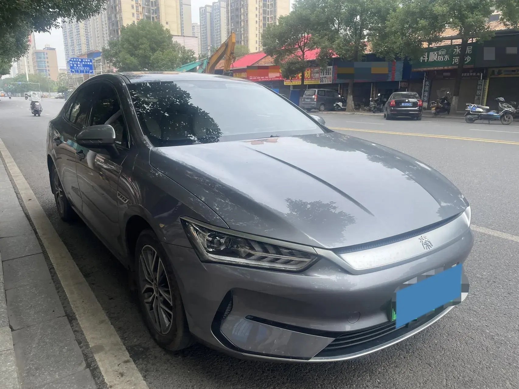 2025 BYD QIN thumbnail 2