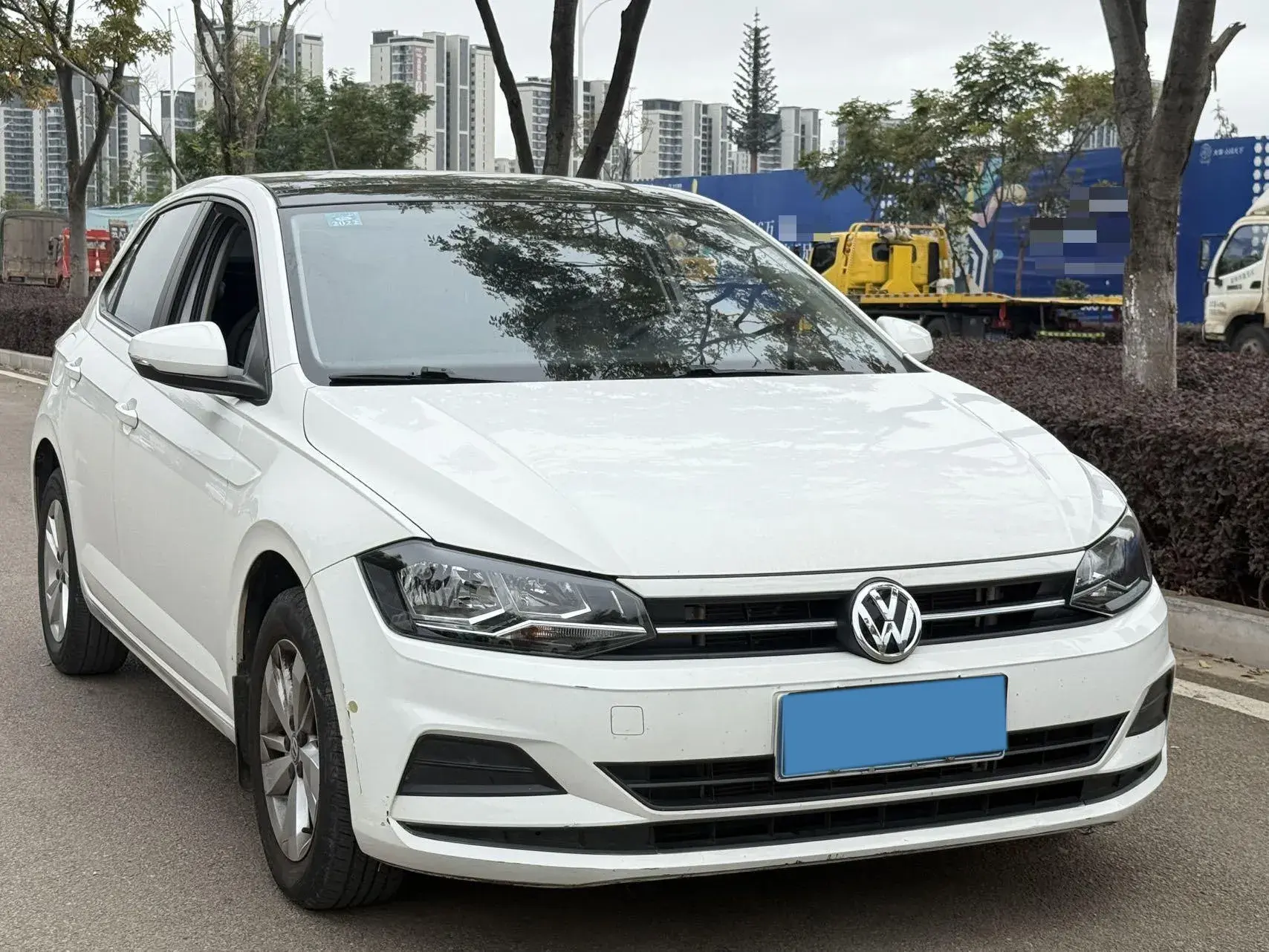 2019 VOLKSWAGEN POLO thumbnail 3