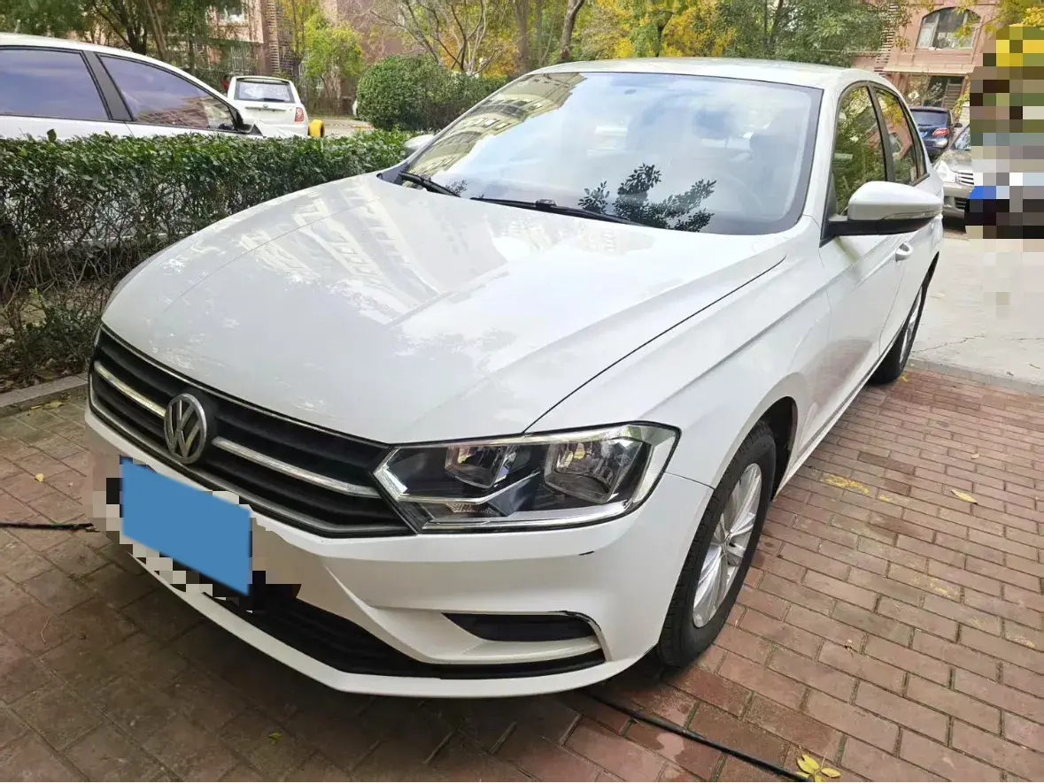 2018 VOLKSWAGEN BORA view 1