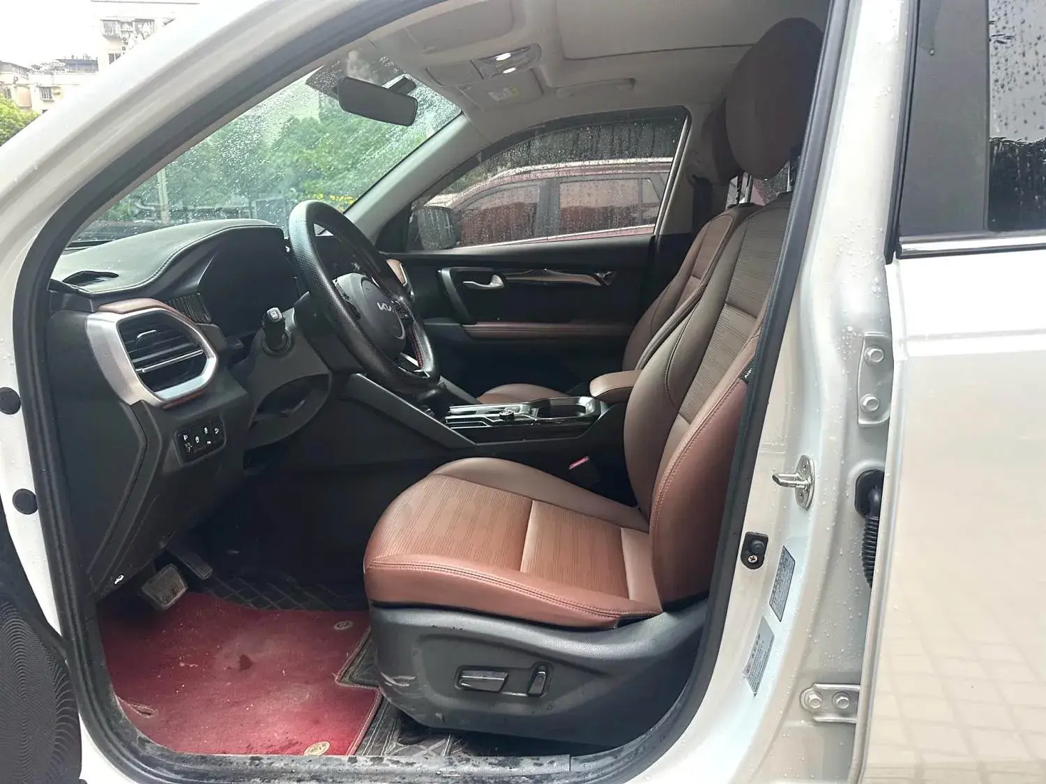 2021 KIA SPORTAGE thumbnail 3