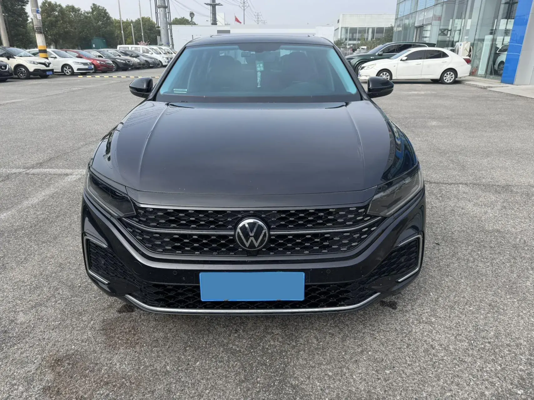 2023 VOLKSWAGEN PASSAT thumbnail 2