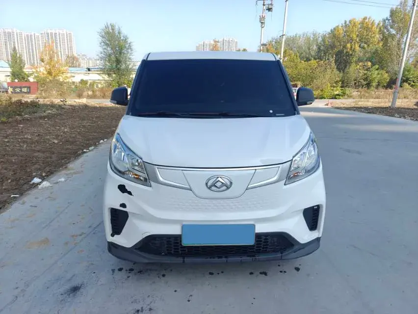 2021 MAXUS EV30 thumbnail 3