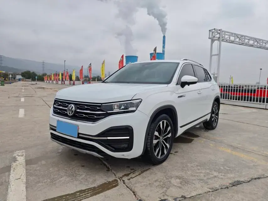 2019 Volkswagen Tayron 2.0T 220HP L4 7DCT