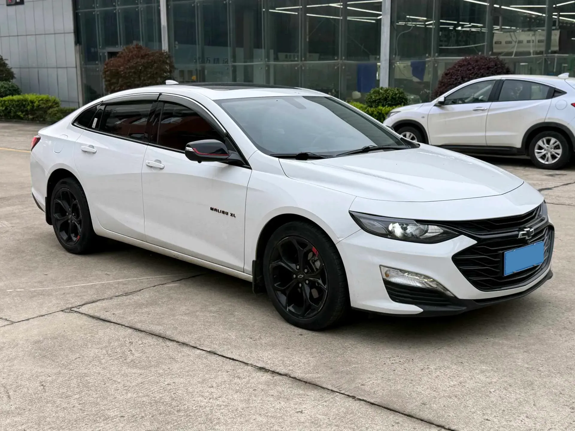 2019 CHEVROLET MALIBU thumbnail 3