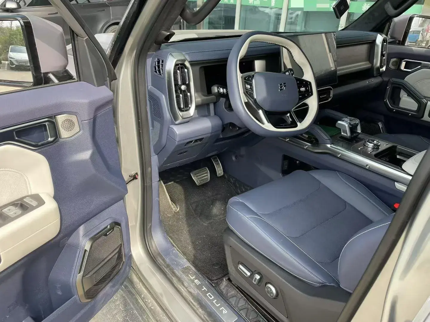 2024 JETOUR SHANHAI thumbnail 3