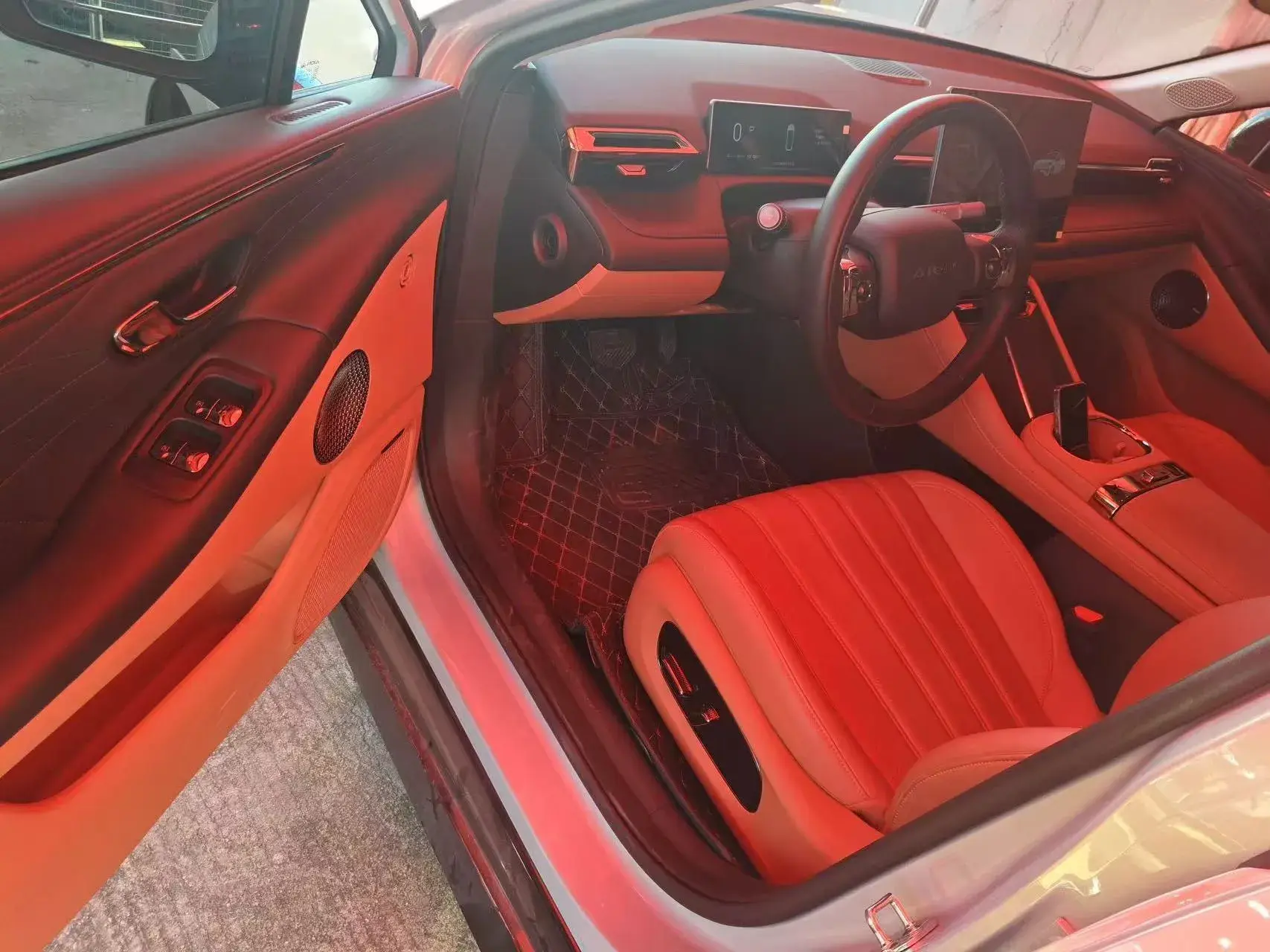 2025 AION AION thumbnail 4