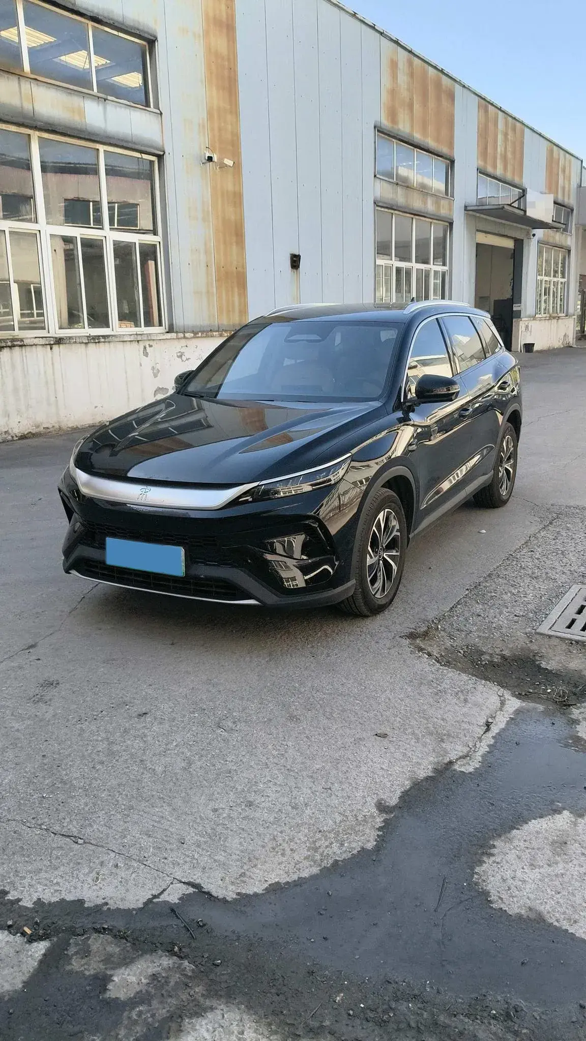 2024 BYD SONG view 1