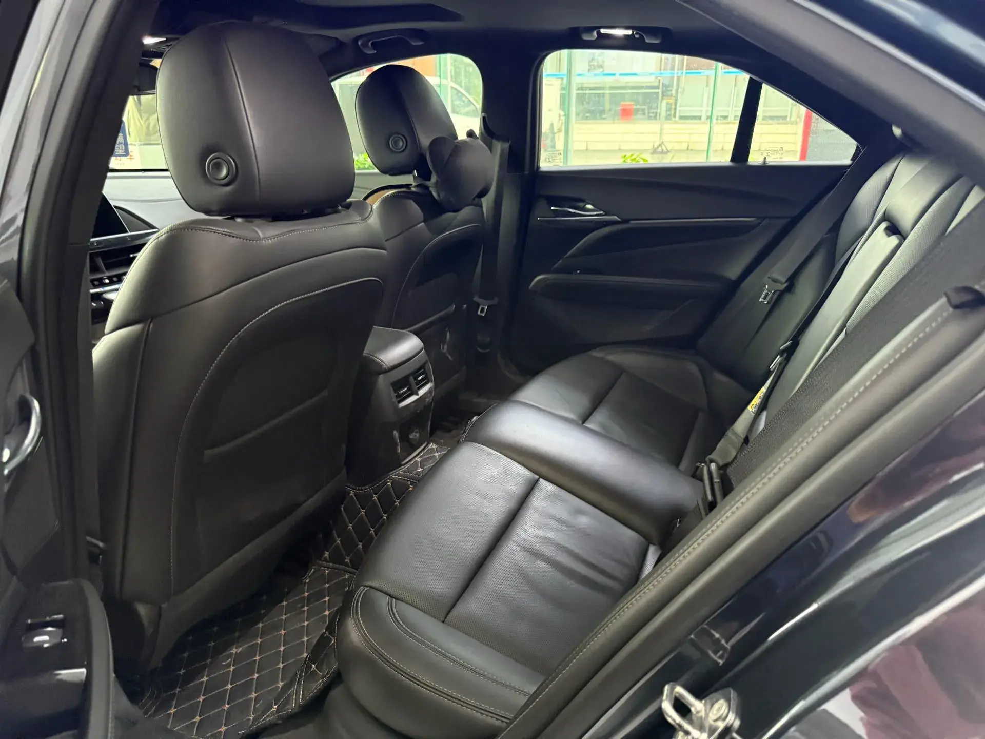 2021 CADILLAC CT4 thumbnail 4