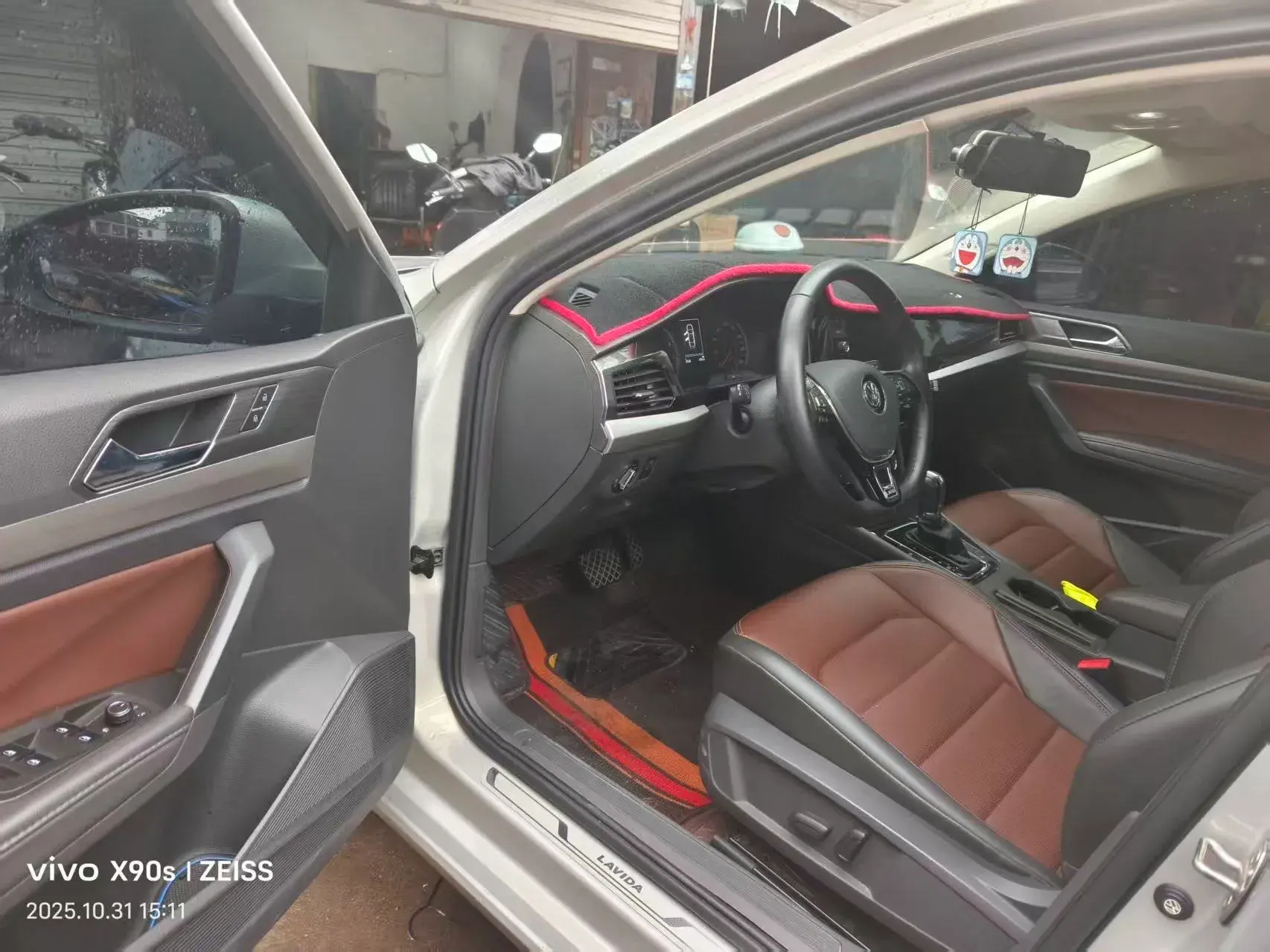 2019 VOLKSWAGEN LAVIDA thumbnail 4