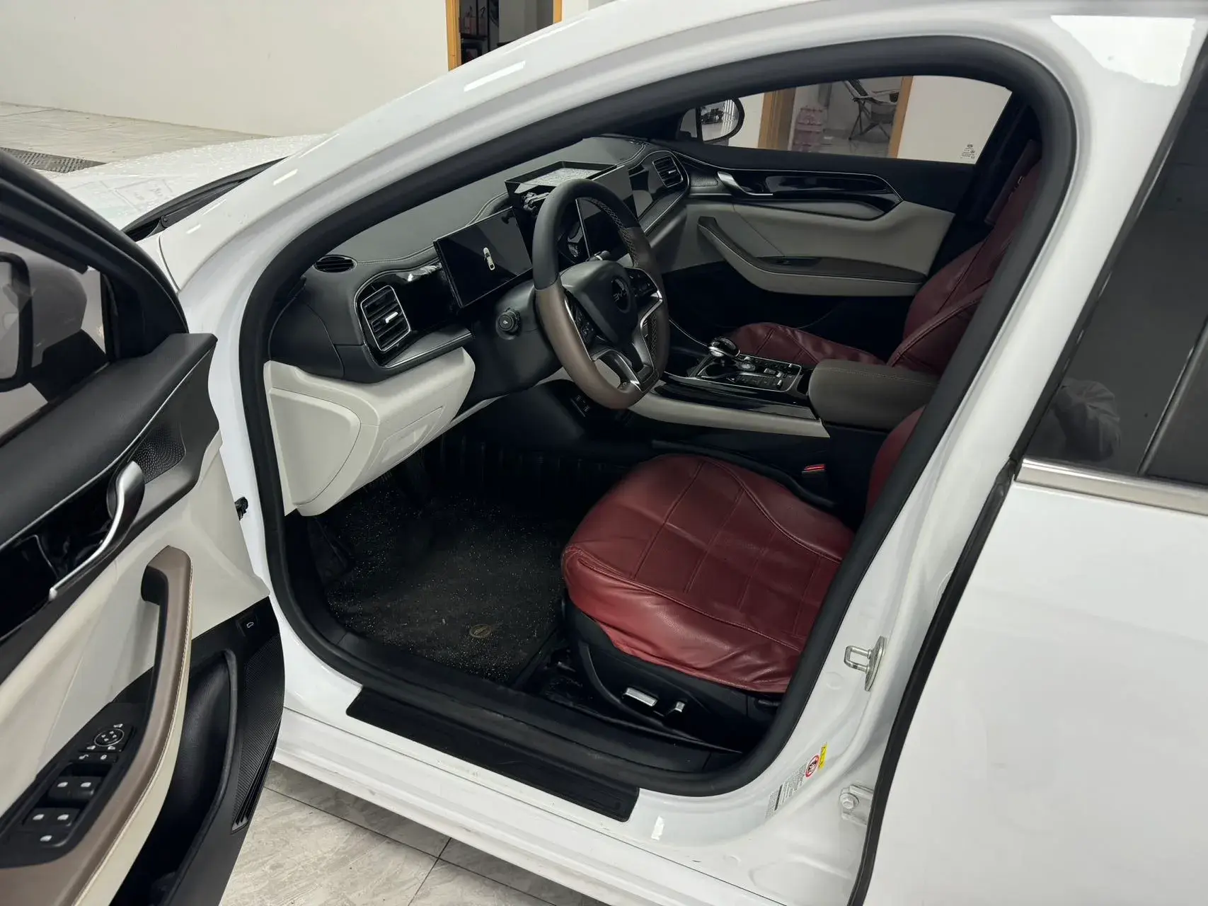 2023 BYD QIN thumbnail 3