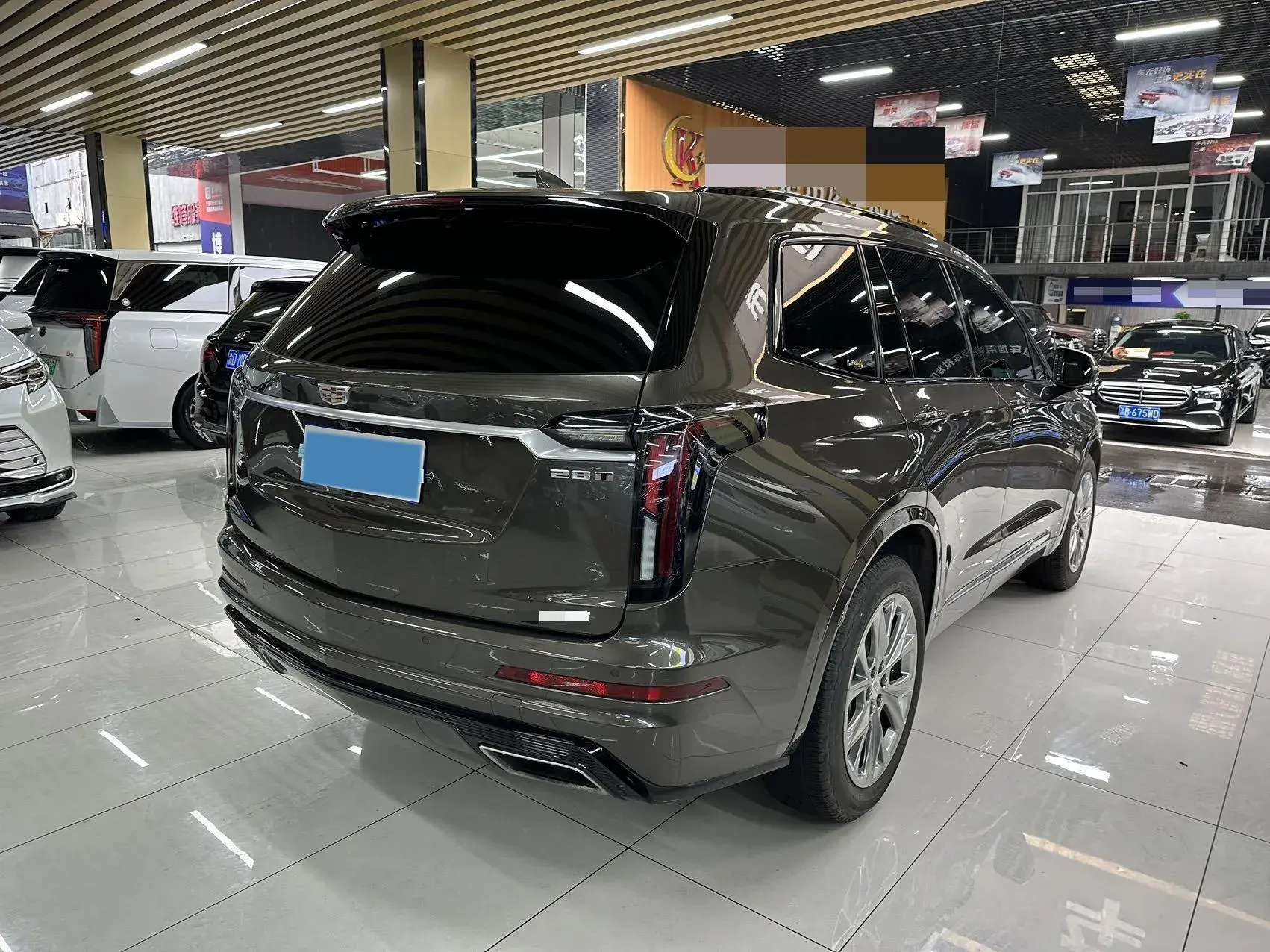 2021 CADILLAC XT6 thumbnail 4