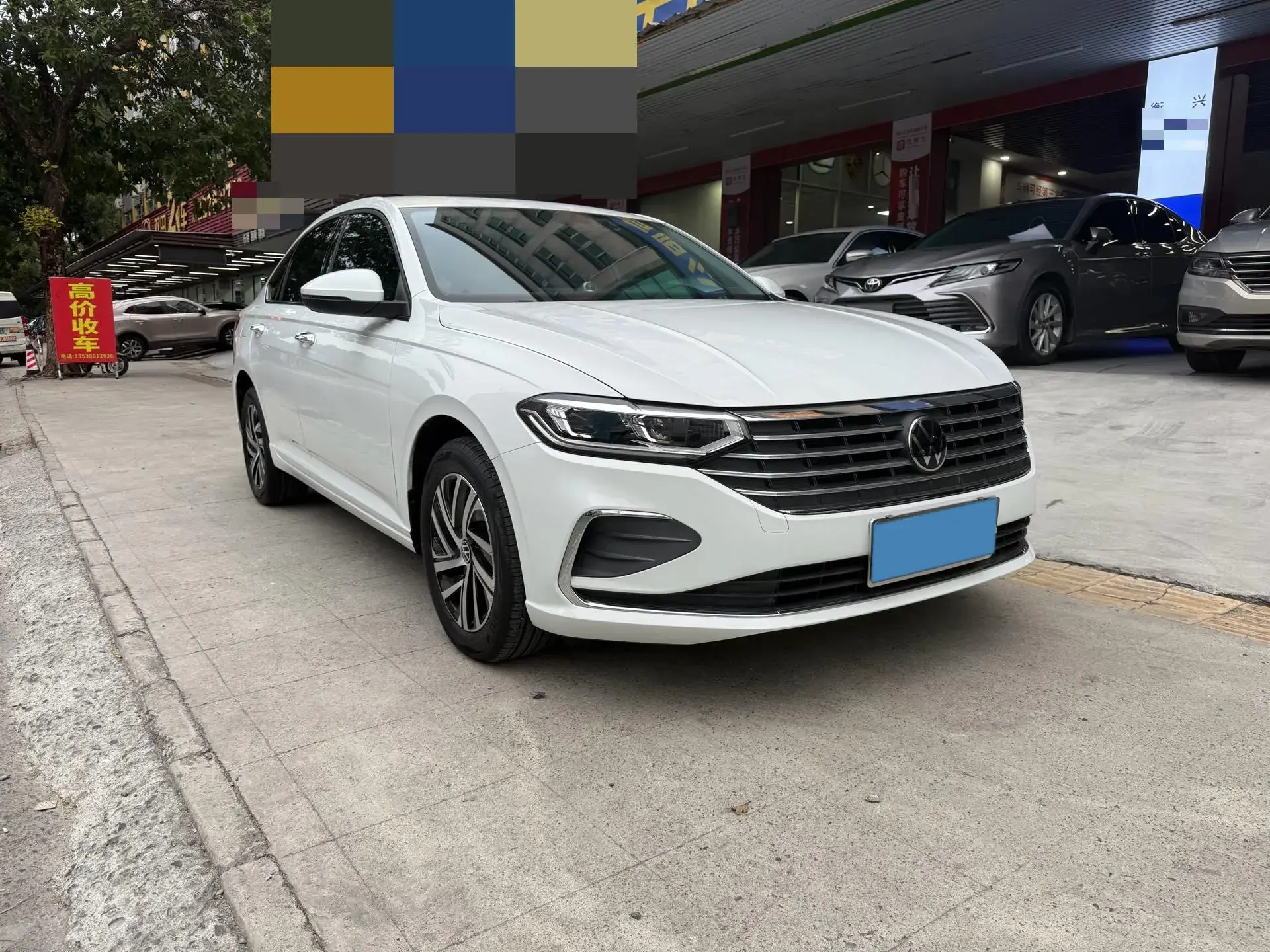 2023 VOLKSWAGEN LAVIDA thumbnail 3