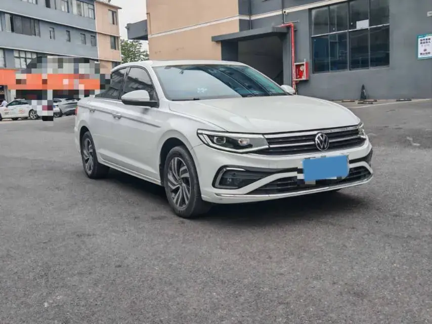 2023 VOLKSWAGEN BORA thumbnail 2