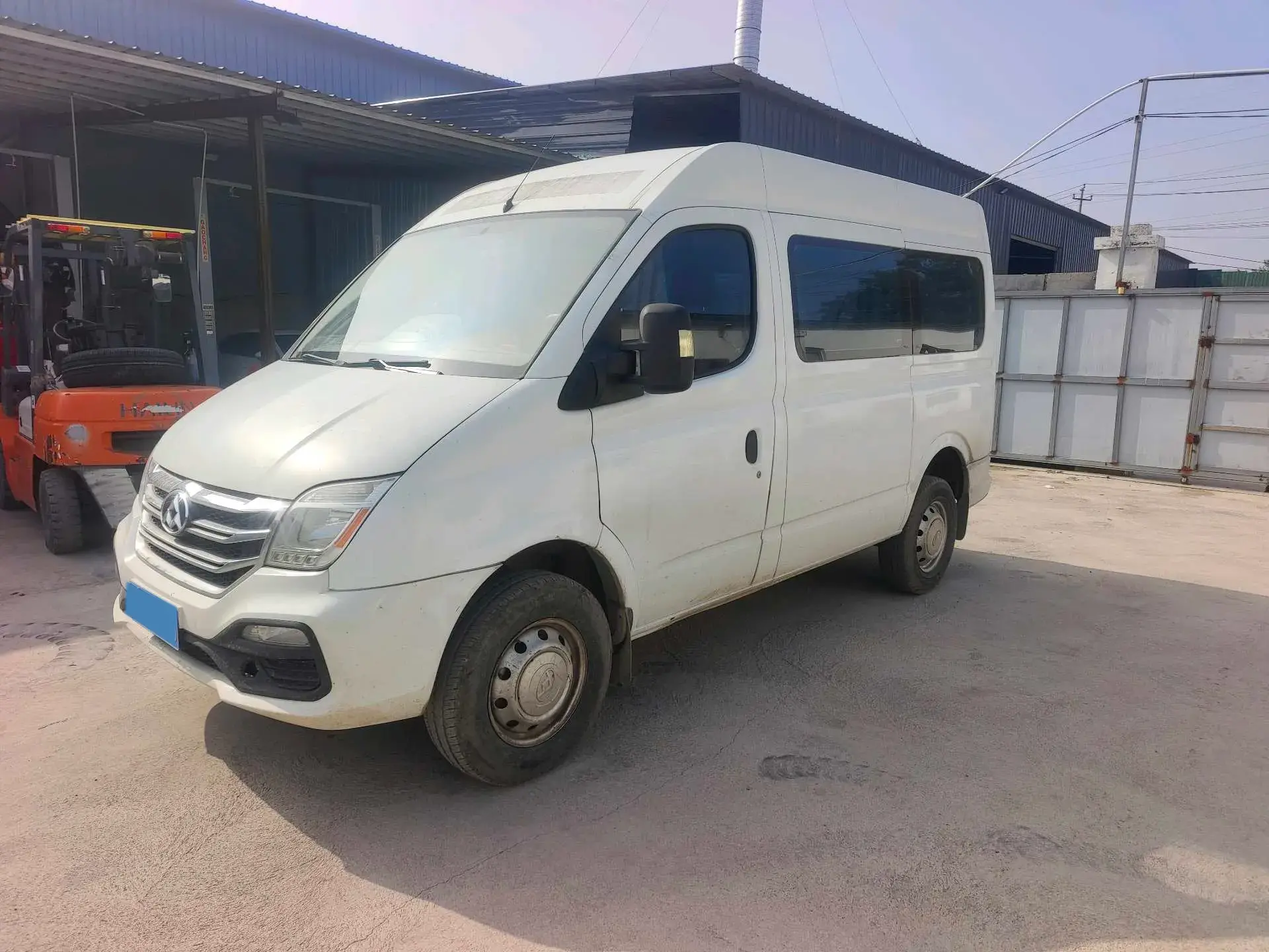 2013 MAXUS XINTU view 1