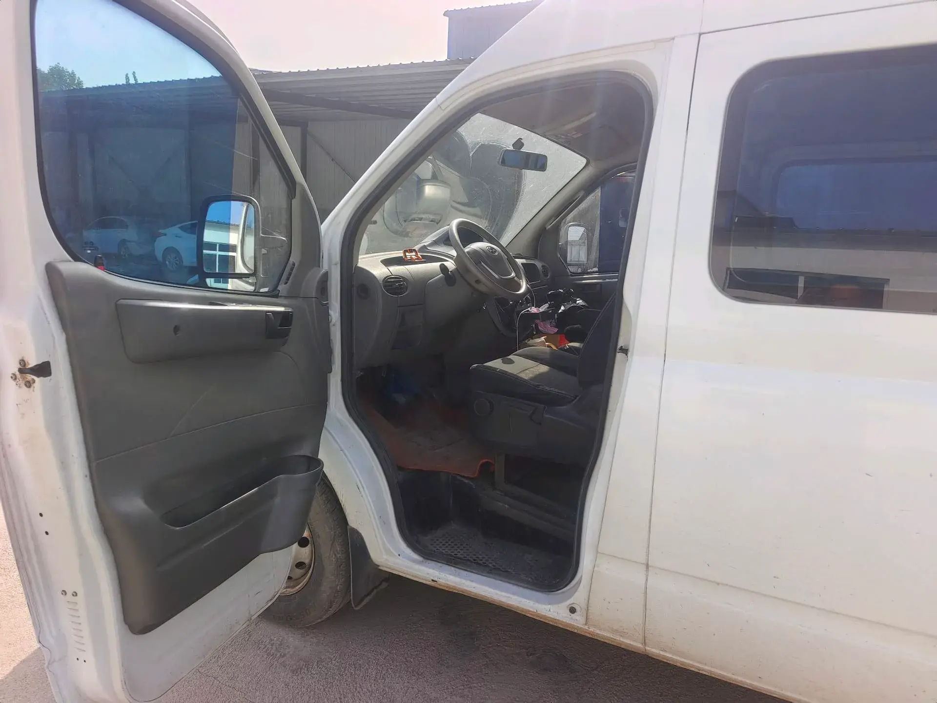 2013 MAXUS XINTU thumbnail 2