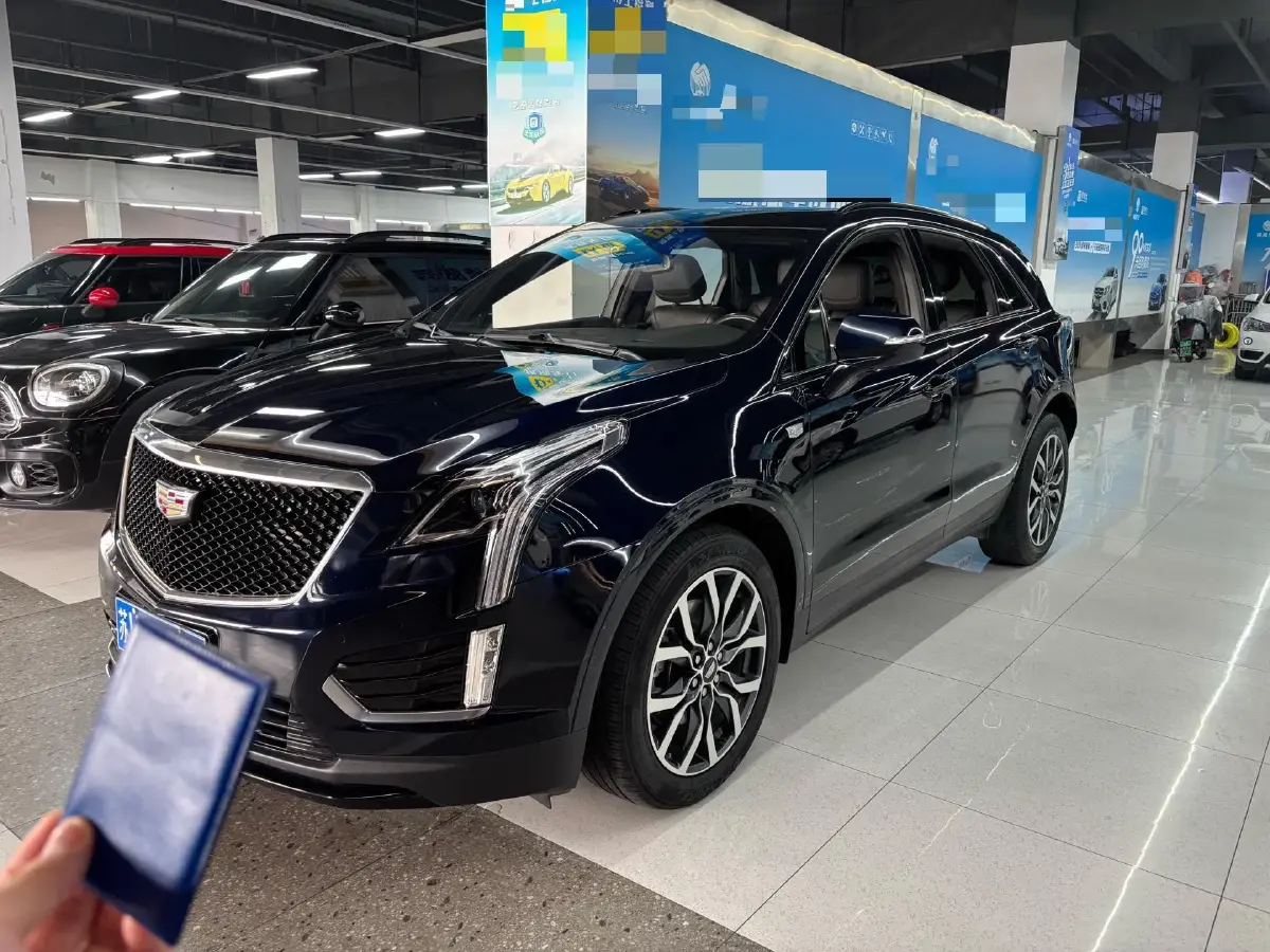 2022 Cadillac XT5 2.0T 237HP L4 9AT