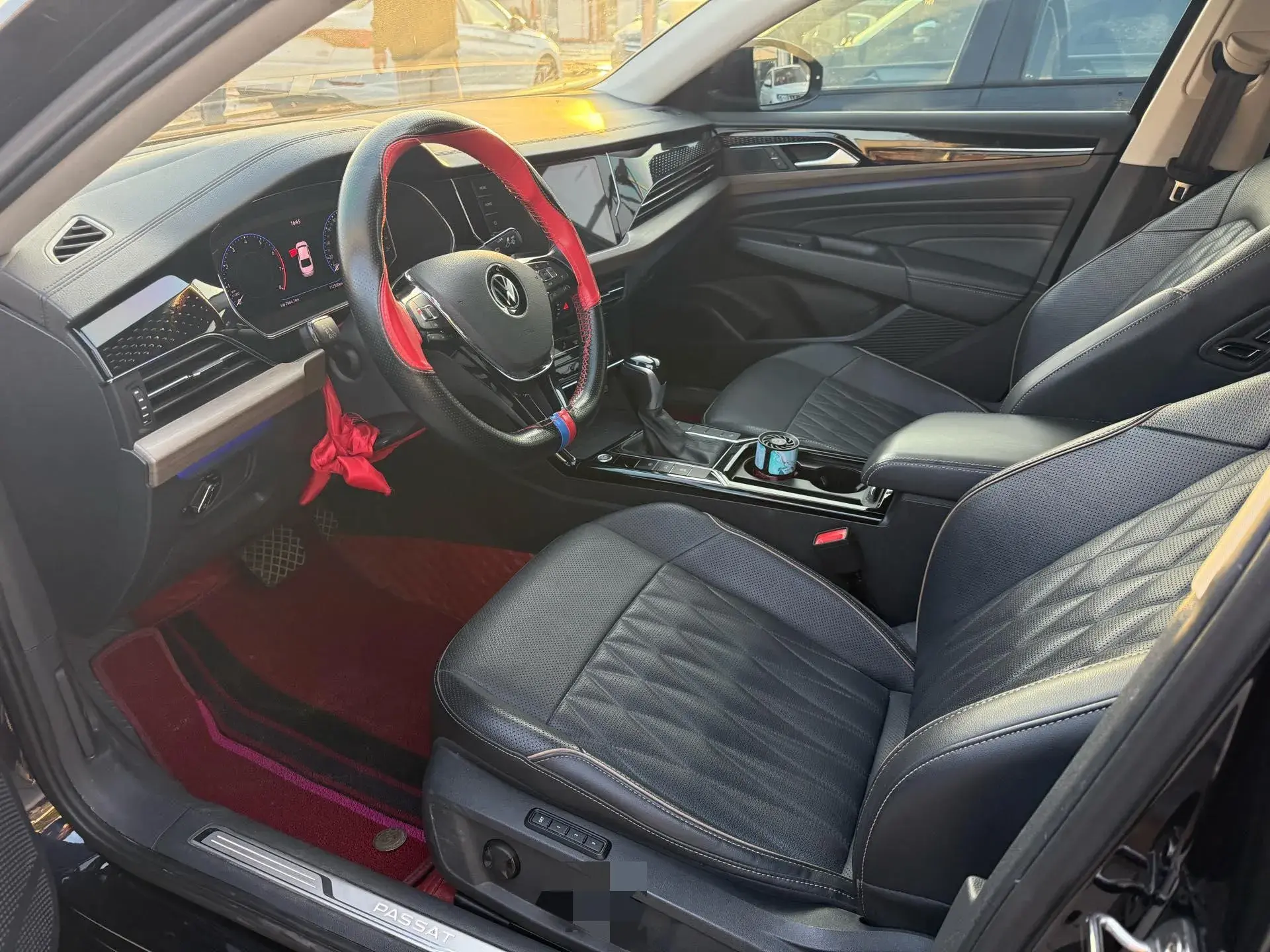 2021 VOLKSWAGEN PASSAT thumbnail 4