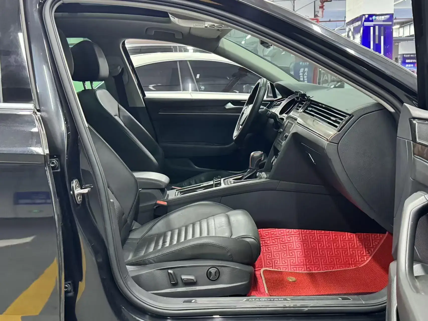 2019 VOLKSWAGEN MAGOTAN thumbnail 4