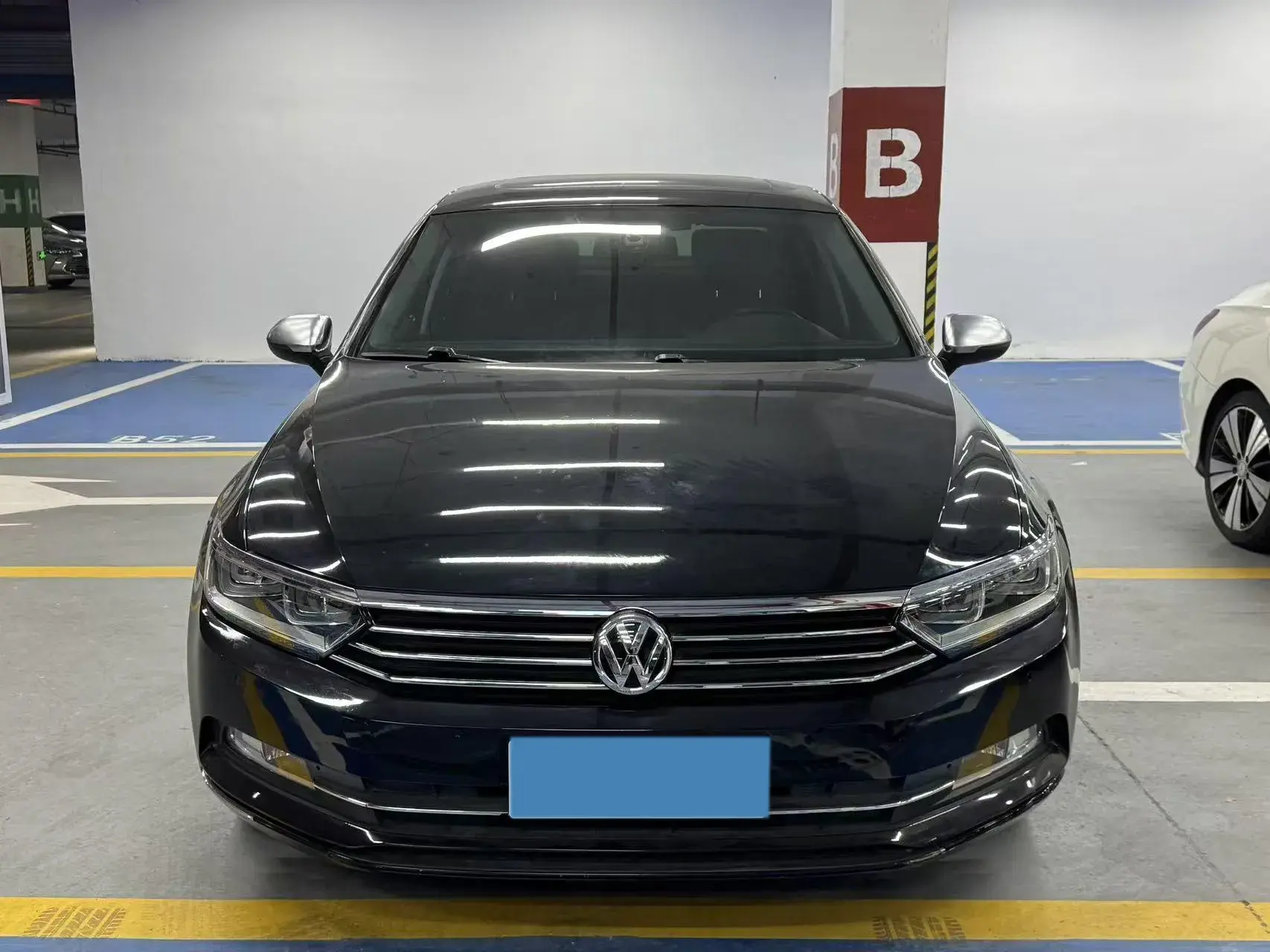 2019 VOLKSWAGEN MAGOTAN thumbnail 2