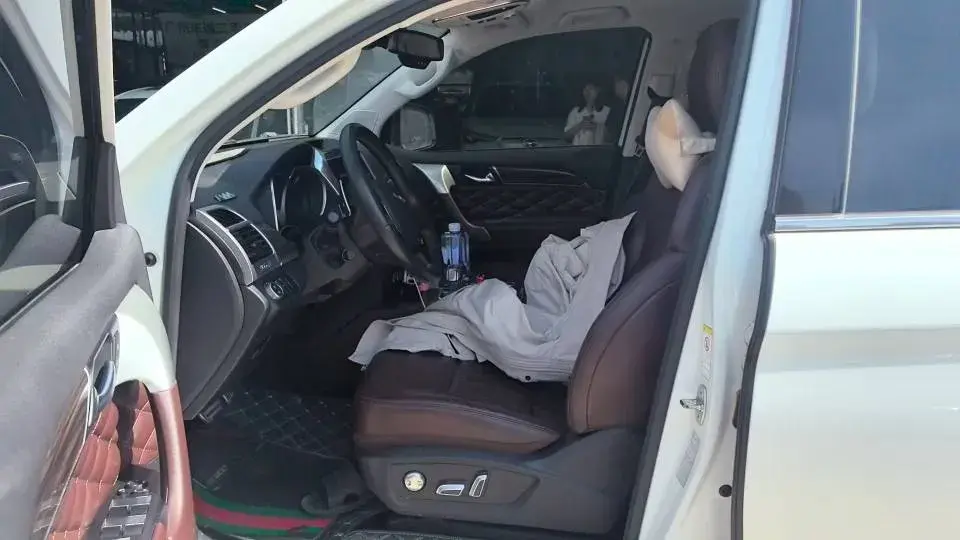 2022 HAVAL H9 thumbnail 4