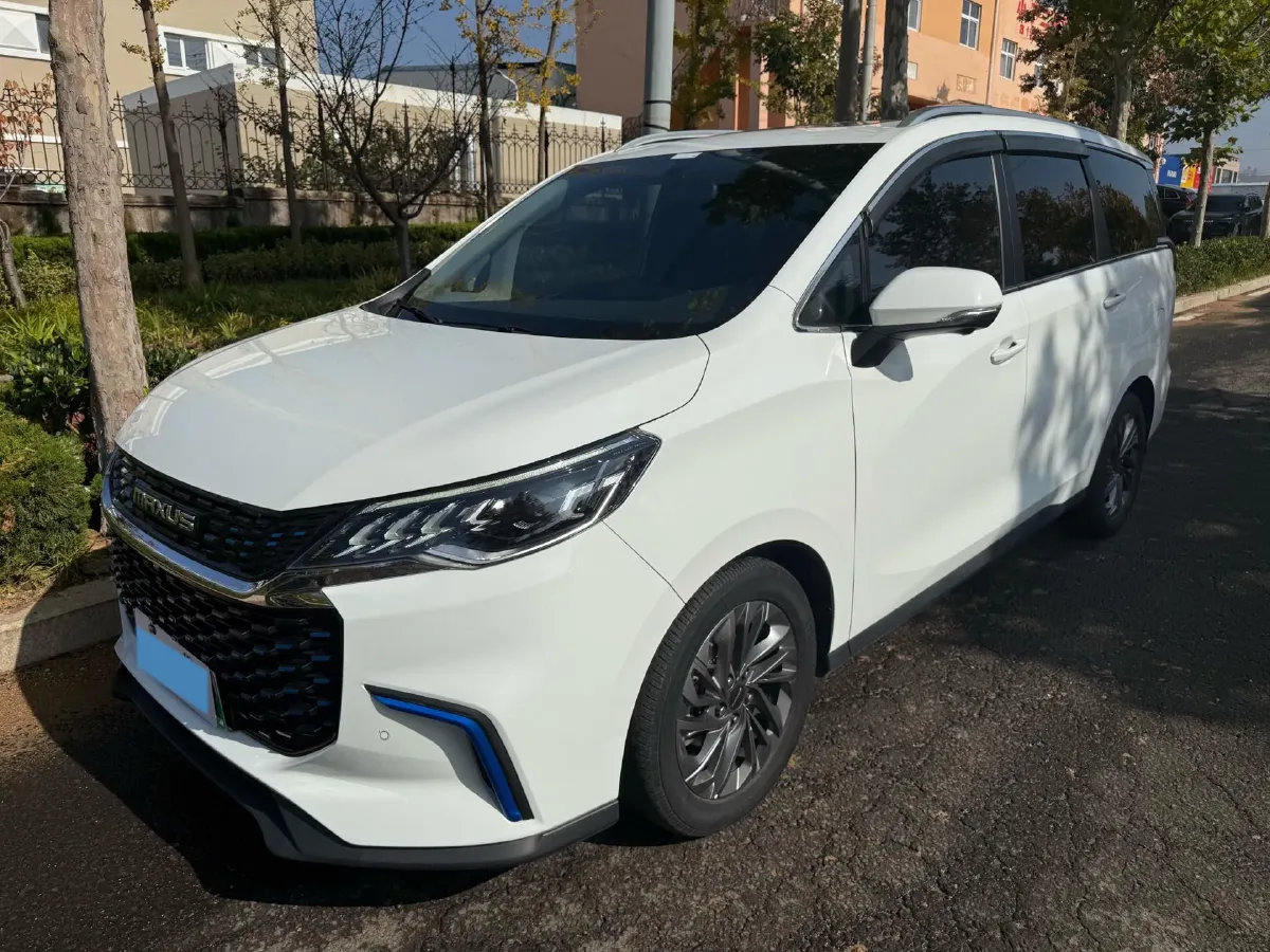 2020 MAXUS Euniq 5 1.3T 163HP L3 AMT PHEV 13KWH,autocango,china used car exporter,china ev exporter,chinese used car exporter,chinese used ev exporter