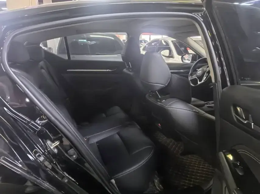 2021 NISSAN TEANA thumbnail 4