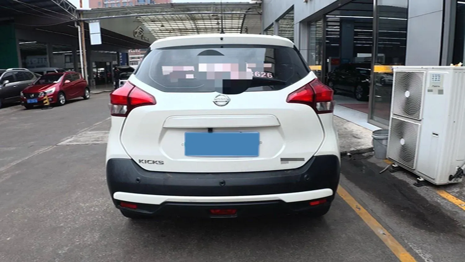 2021 Nissan Kicks 1.5L 122HP L4 CVT,autocango,china used car exporter,china ev exporter,chinese used car exporter,chinese used ev exporter