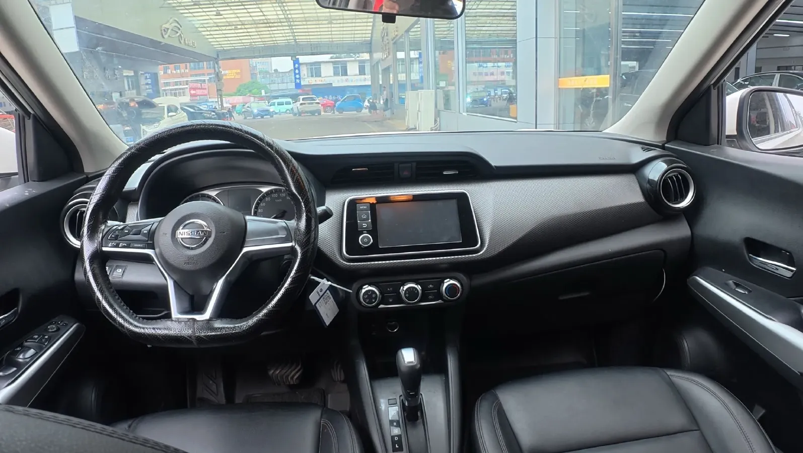 2021 Nissan Kicks 1.5L 122HP L4 CVT,autocango,china used car exporter,china ev exporter,chinese used car exporter,chinese used ev exporter