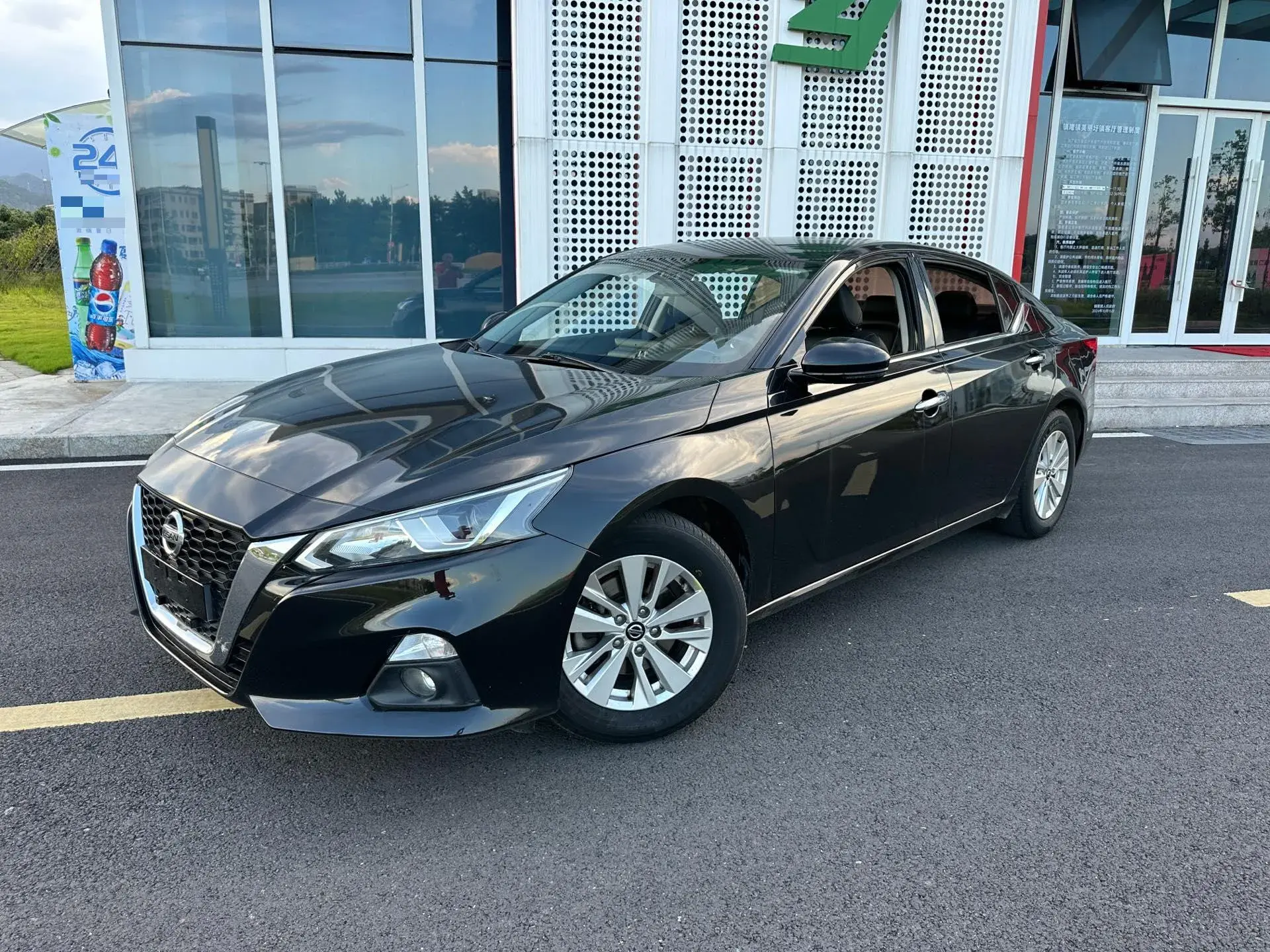 2021 NISSAN TEANA thumbnail 4