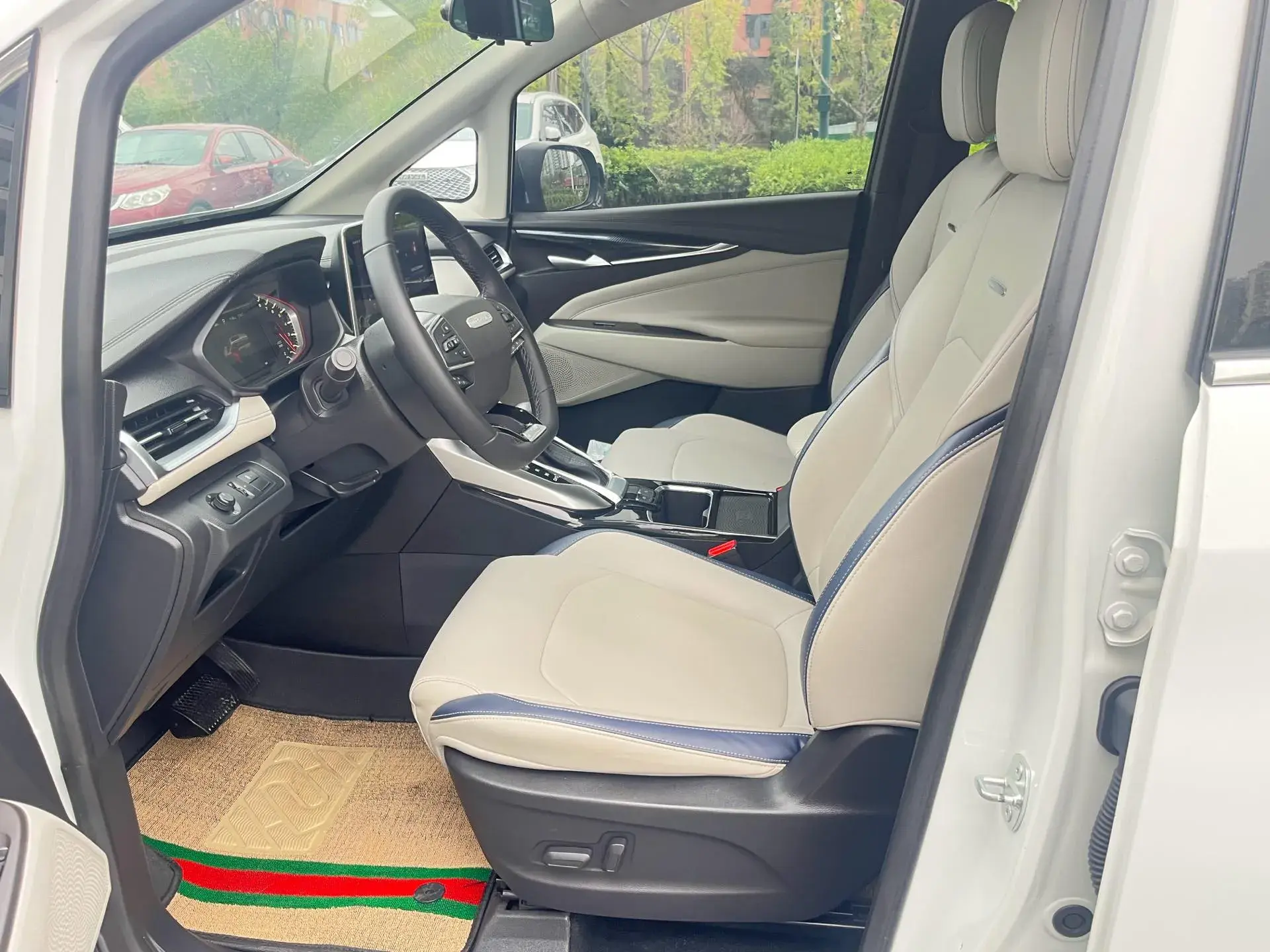 2019 MAXUS G50 thumbnail 4