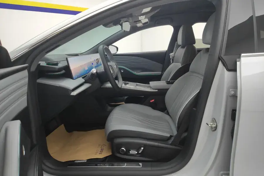 2024 GEELY GALAXY thumbnail 4