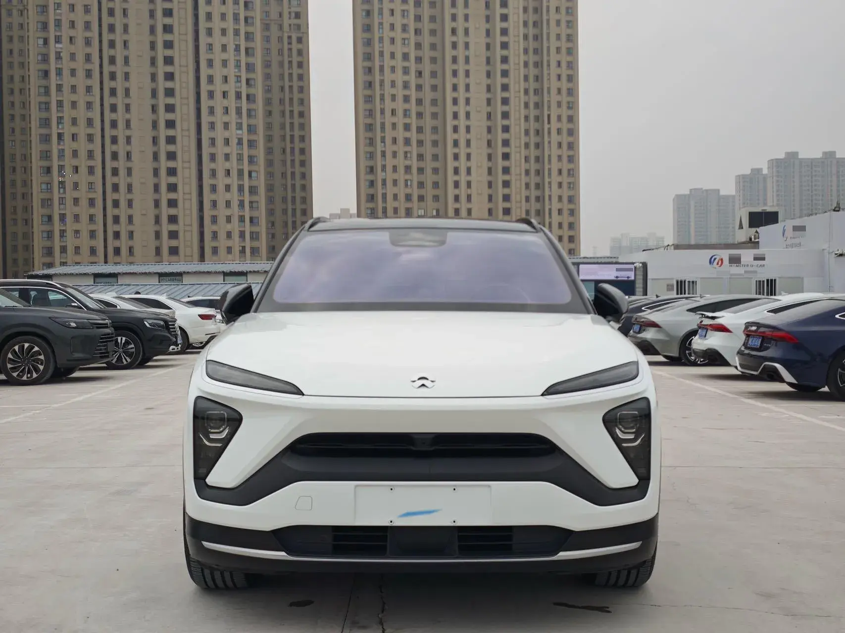 2019 NIO ES6 thumbnail 2