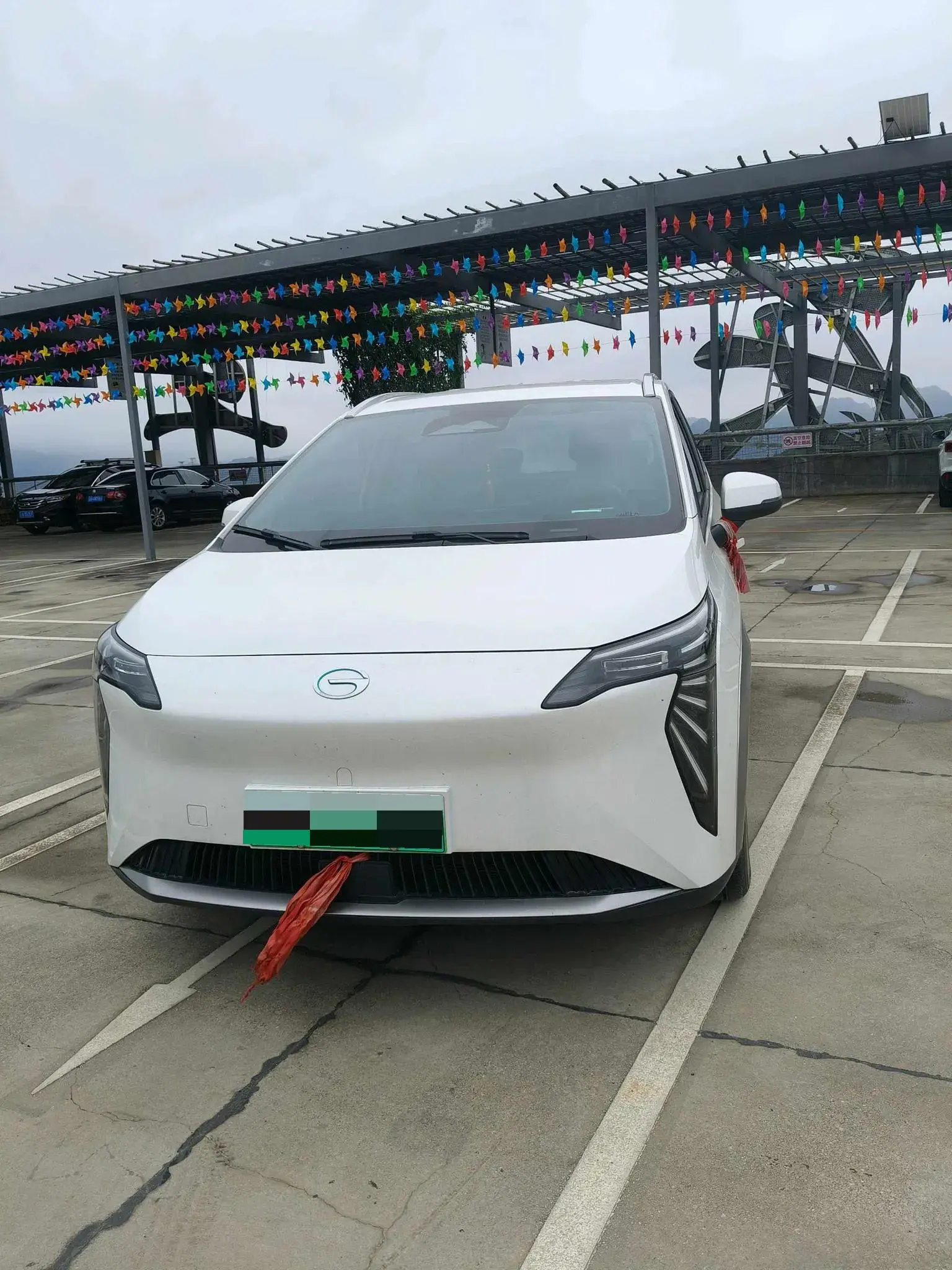 2023 AION Y thumbnail 2