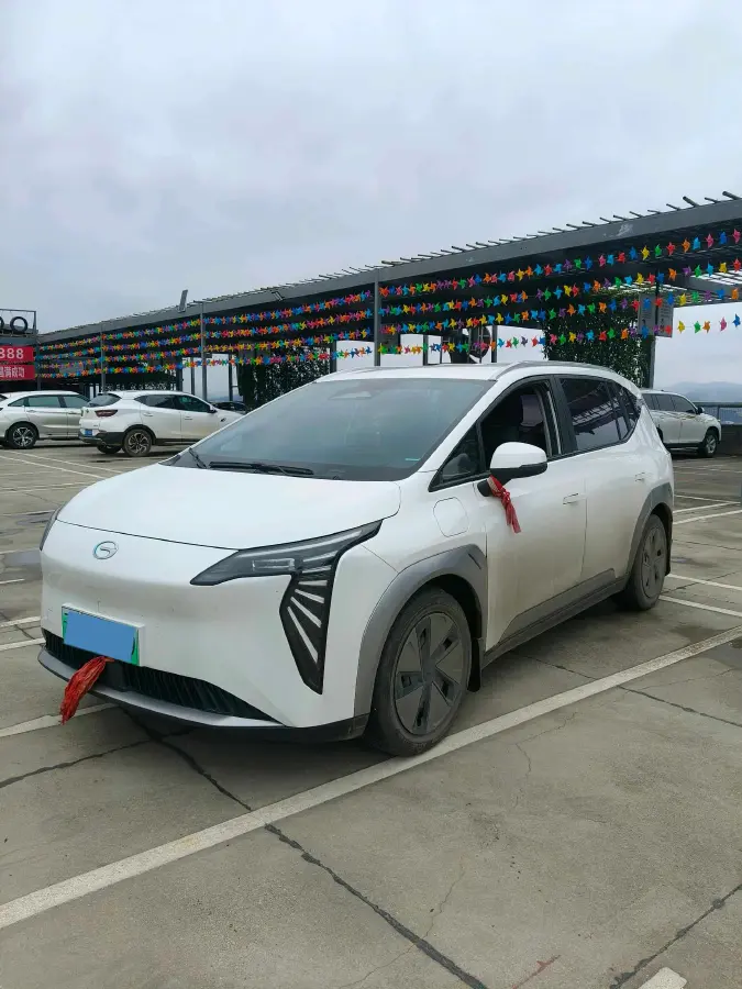 2023 Aion Y BEV 61.7KWH