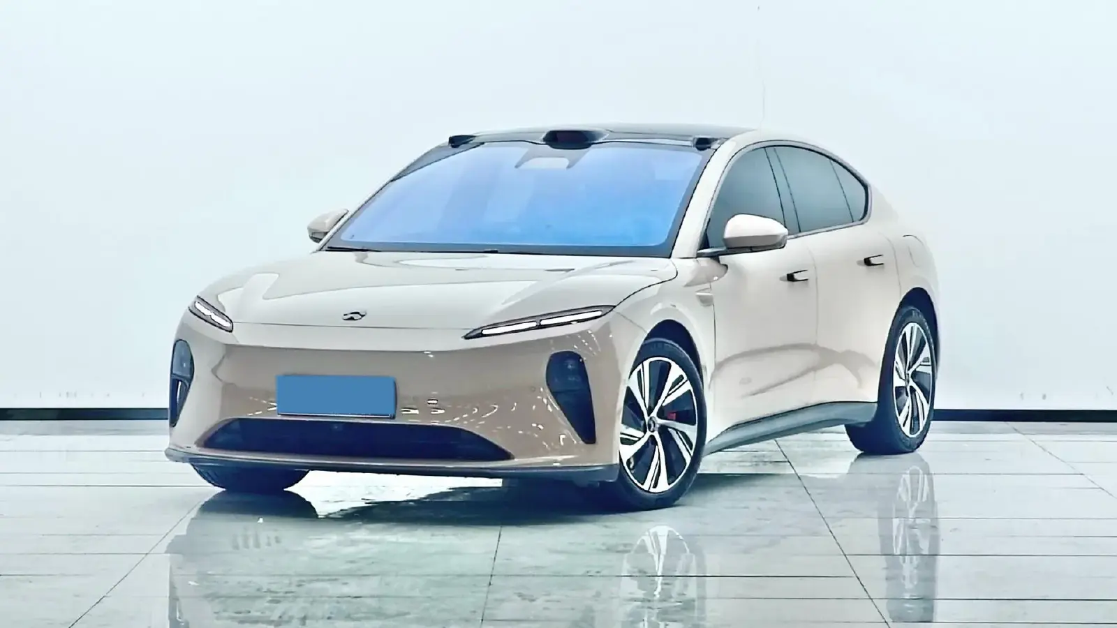 2022 NIO ET5 BEV 75KWH