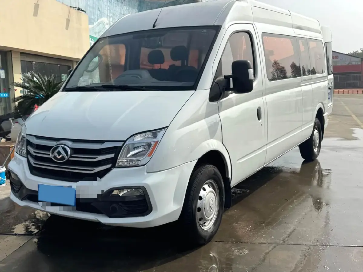 2019 MAXUS XinTu V80 2.5T 136HP L4 6MT