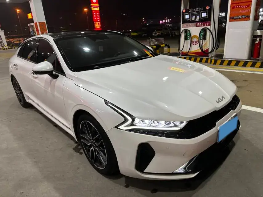 2021 KIA K5 thumbnail 3