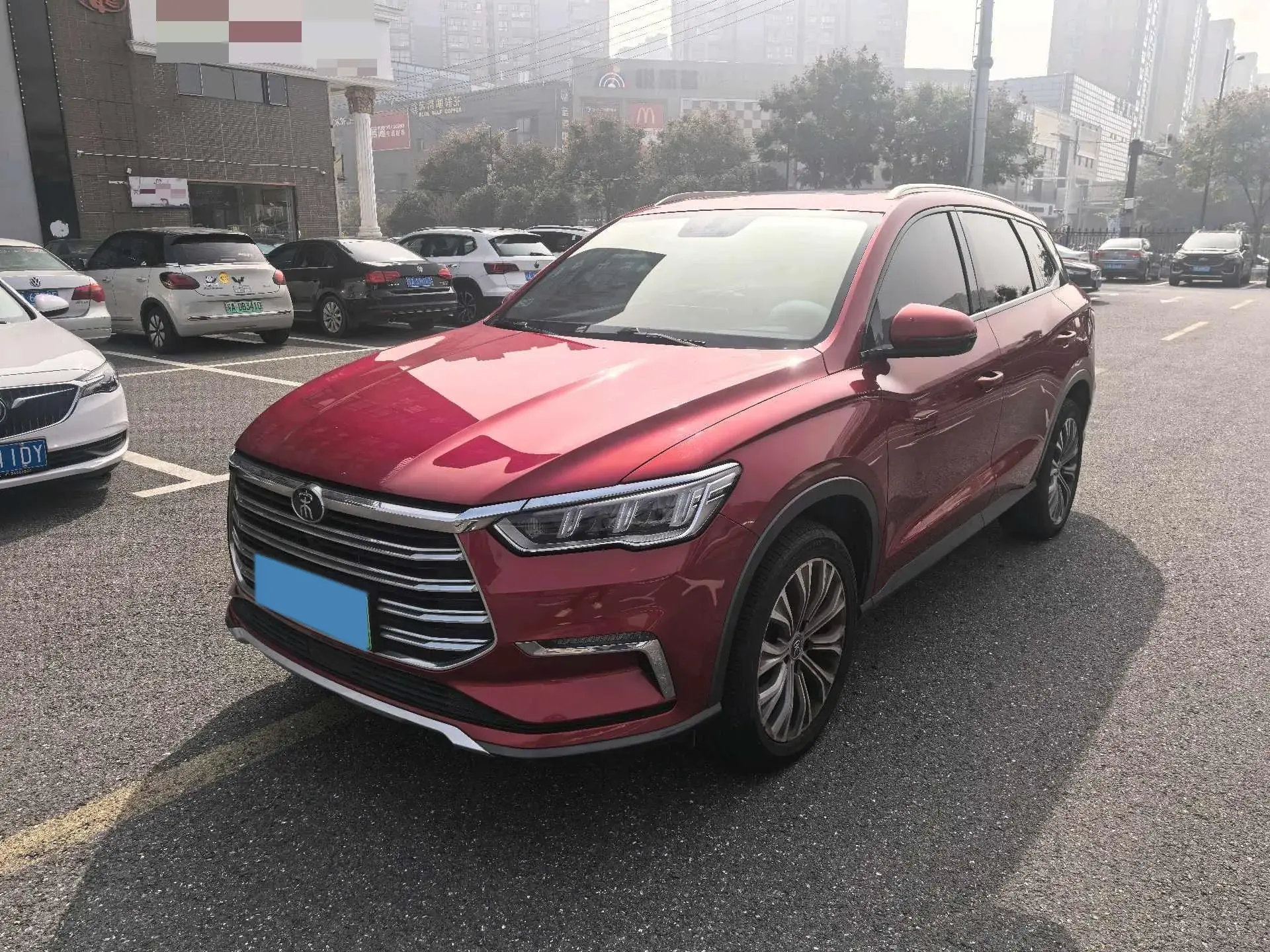 2019 BYD SONG view 1