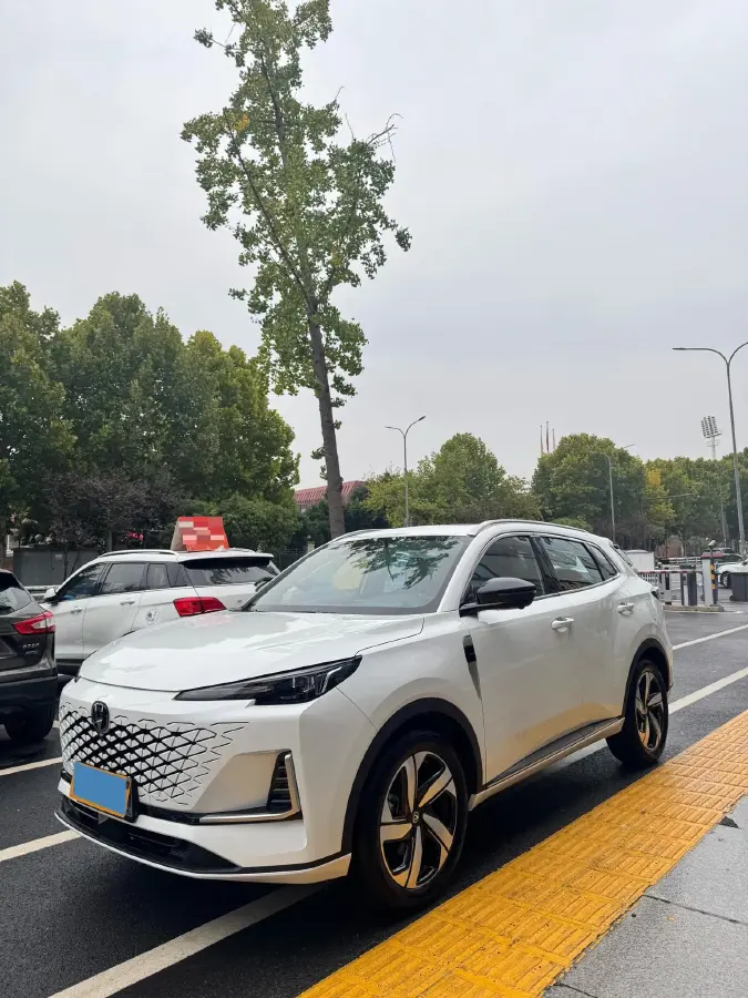 2024 ChangAn X7 PLUS 1.5T 188HP L4 7DCT