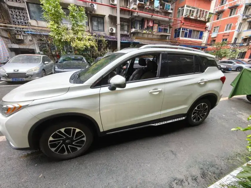 2017 GAC TRUMPCHI thumbnail 4