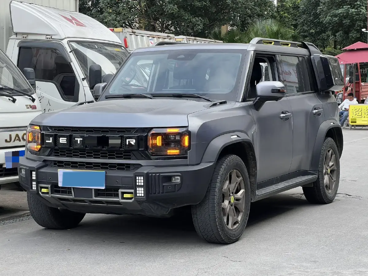 2023 Jetour Traveller 2.0T 254HP L4 8AT