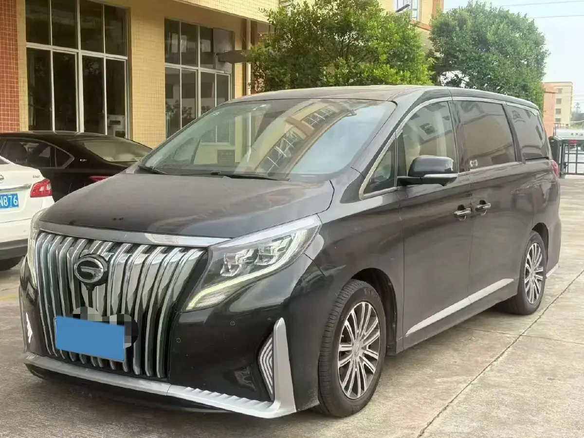 2021 GAC Trumpchi M8 2.0T 252HP L4 8AT