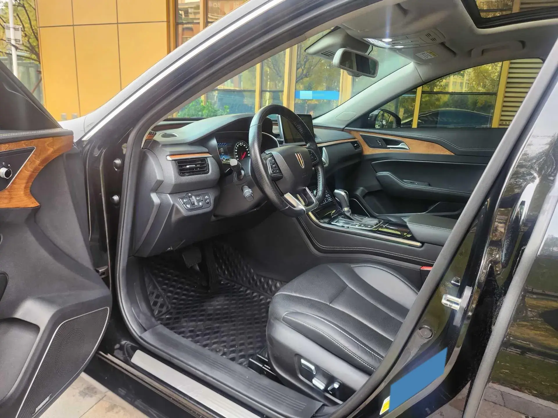 2019 HONGQI H5 thumbnail 4