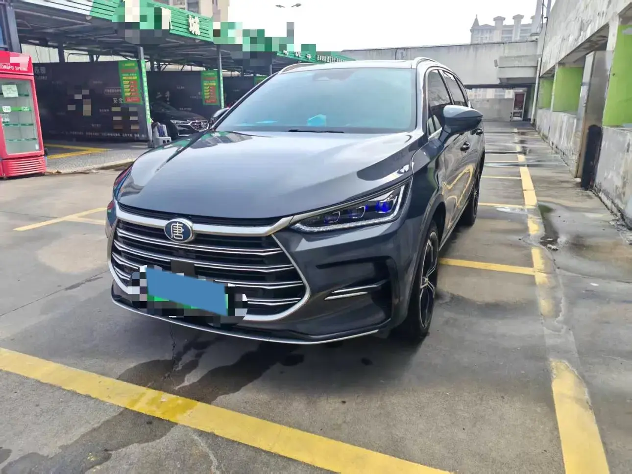 2021 BYD TANG thumbnail 2