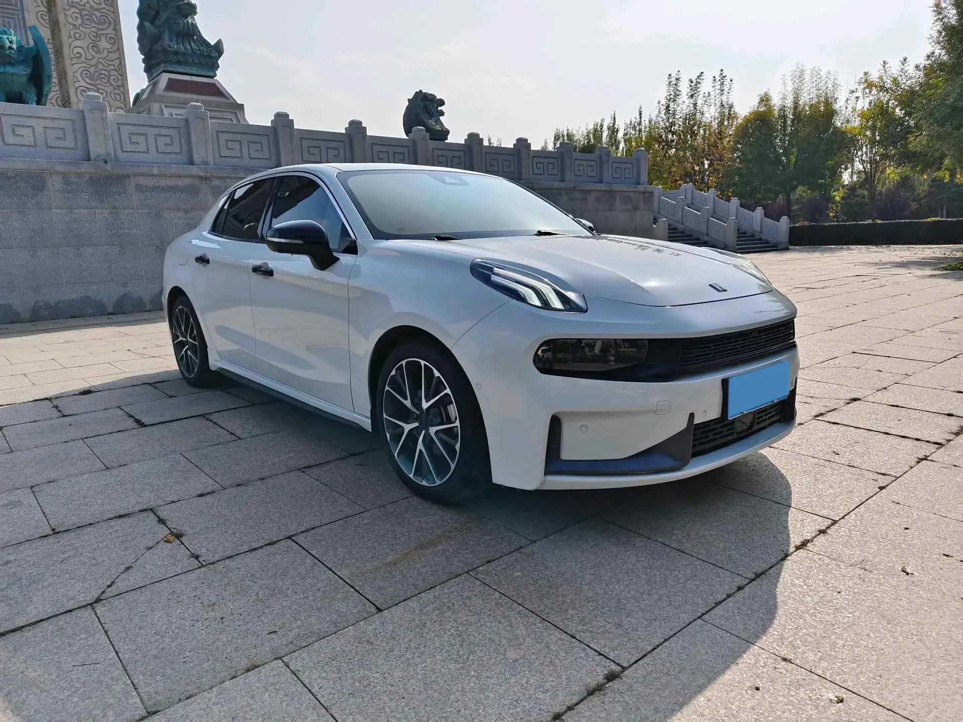 2022 LYNK&CO 03 thumbnail 4