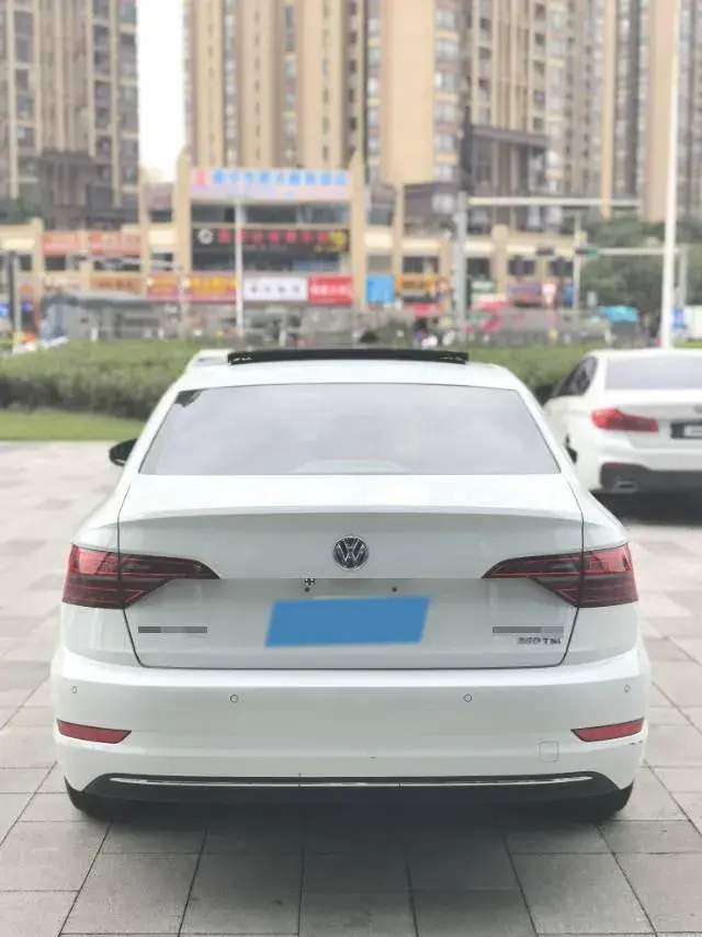 2020 VOLKSWAGEN SAGITAR thumbnail 4